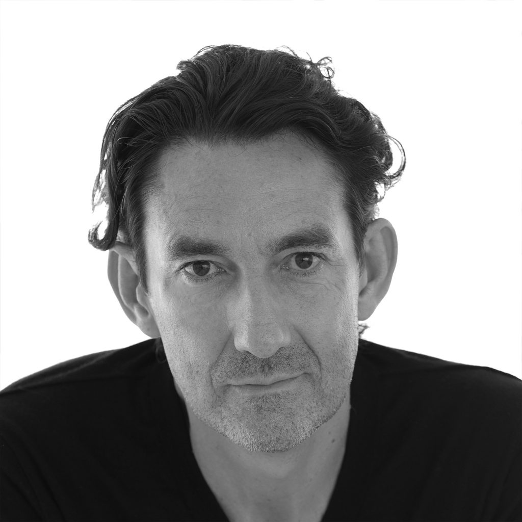 GWENAEL NICOLAS – CURIOSITY